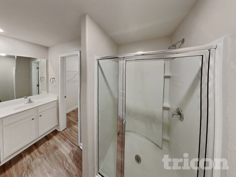 Building Photo - 4605 Hazelburn Dr
