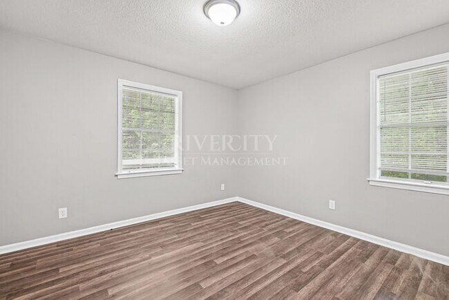 Building Photo - 4051 Auburn Rd