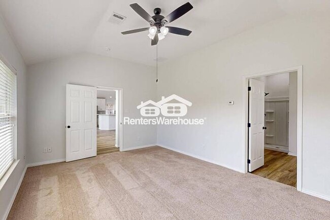 Building Photo - MOVE IN READY - 3BED/2BATH - FORNEY TEXAS