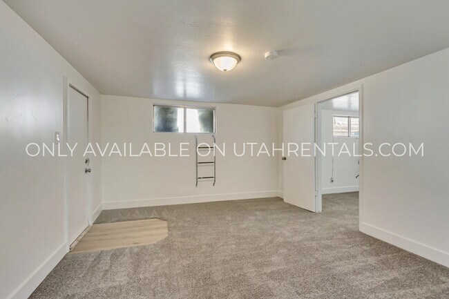 Building Photo - 138 N 900 W