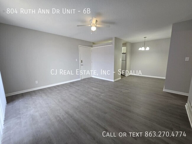 Building Photo - 804 Ruth Ann Dr