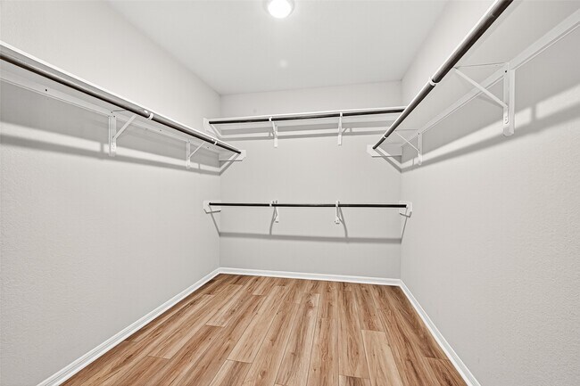 Building Photo - 3326 McDonough Way