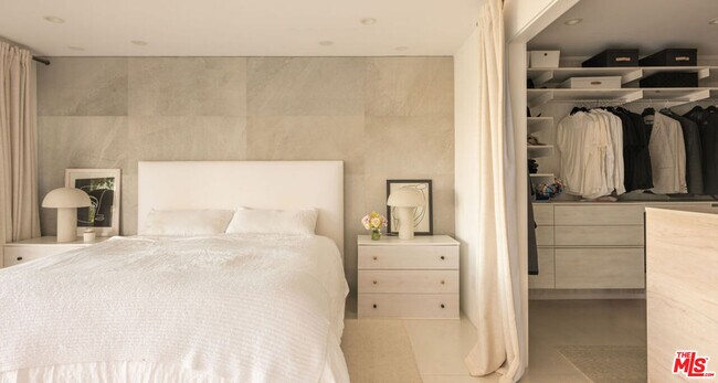 Building Photo - 3382 Scadlock Ln