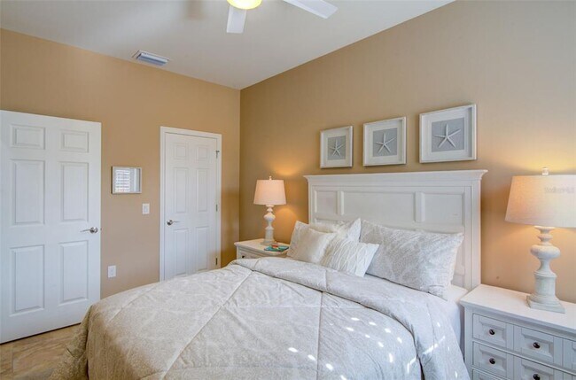 Building Photo - 12232 Marsh Pointe Rd