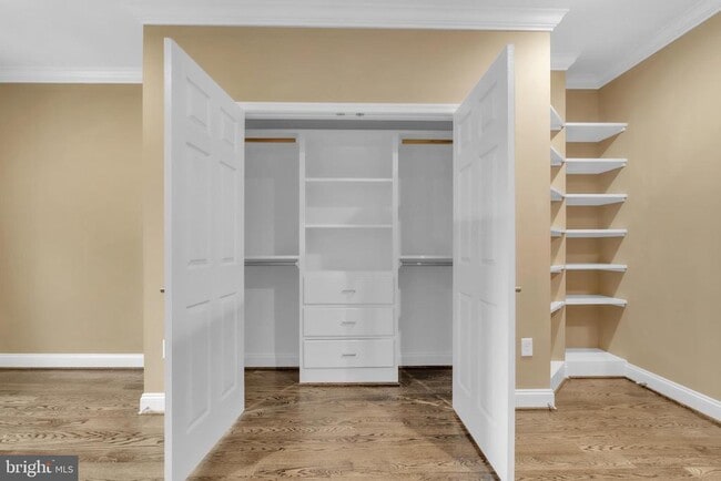 Building Photo - 6415 Bradley Blvd