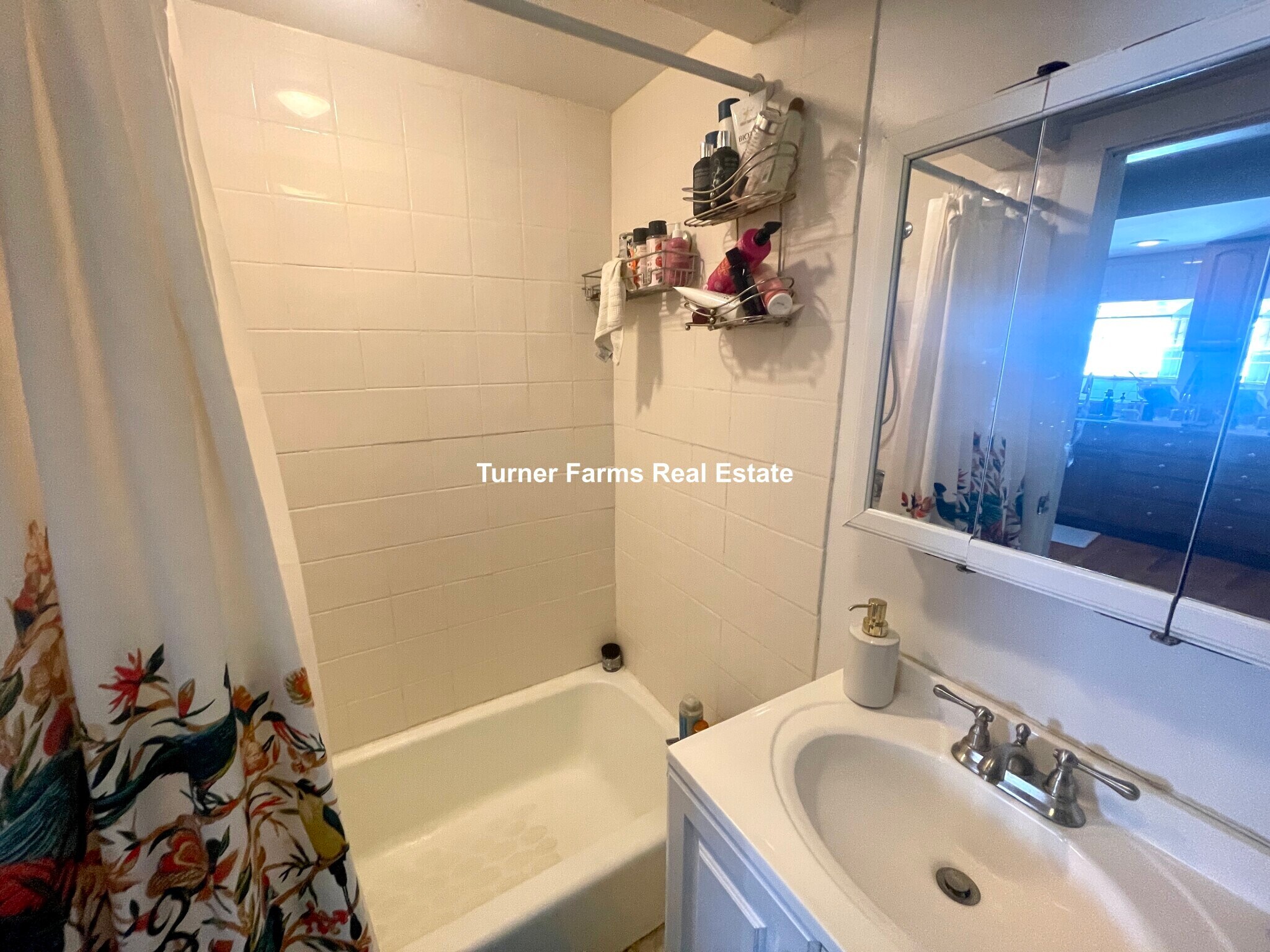 Building Photo - 42 Sewall St