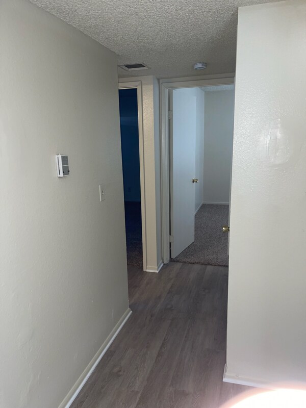 Building Photo - 344 S Willie James Jones Ave