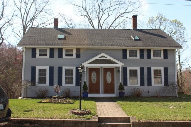 Building Photo - 43B Sherman Ave