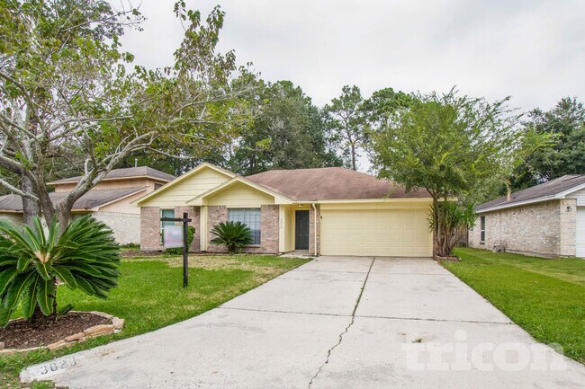 Building Photo - 3623 Village Grove Dr