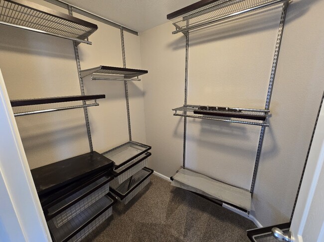 Master Closet - 11105 Woodhurst Cir