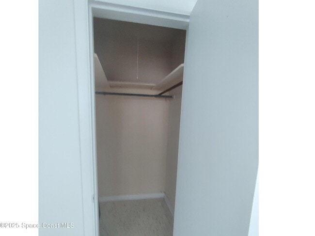 Building Photo - 700 Lund Cir