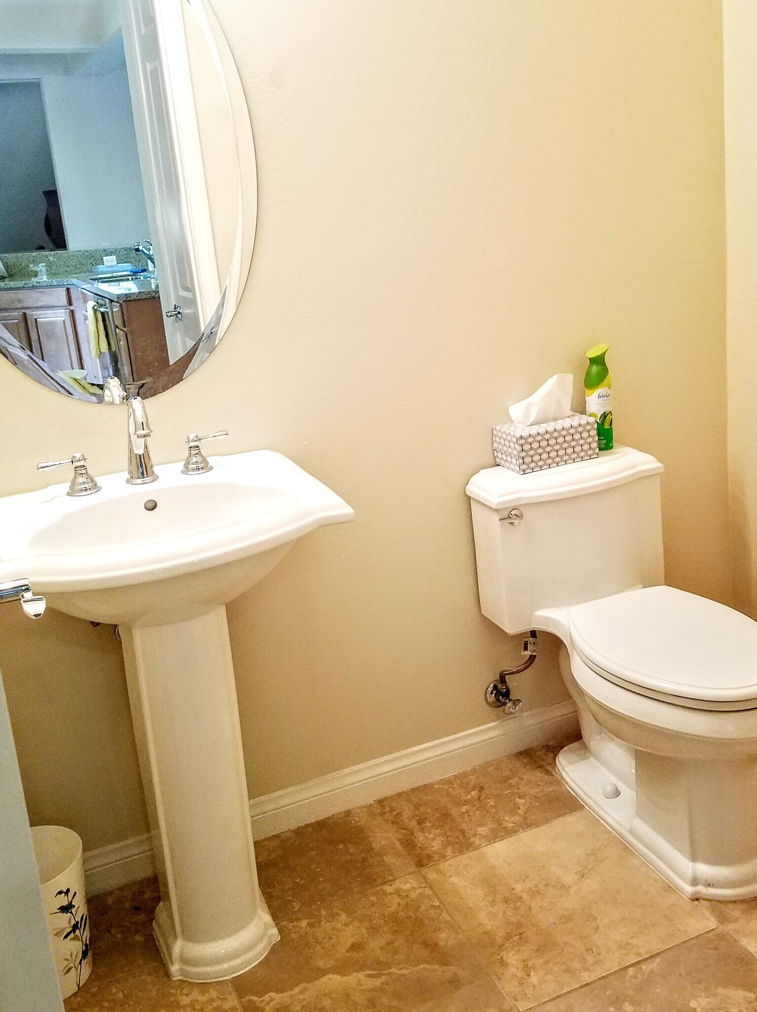 Powder Room - 40296 Calle Ebano