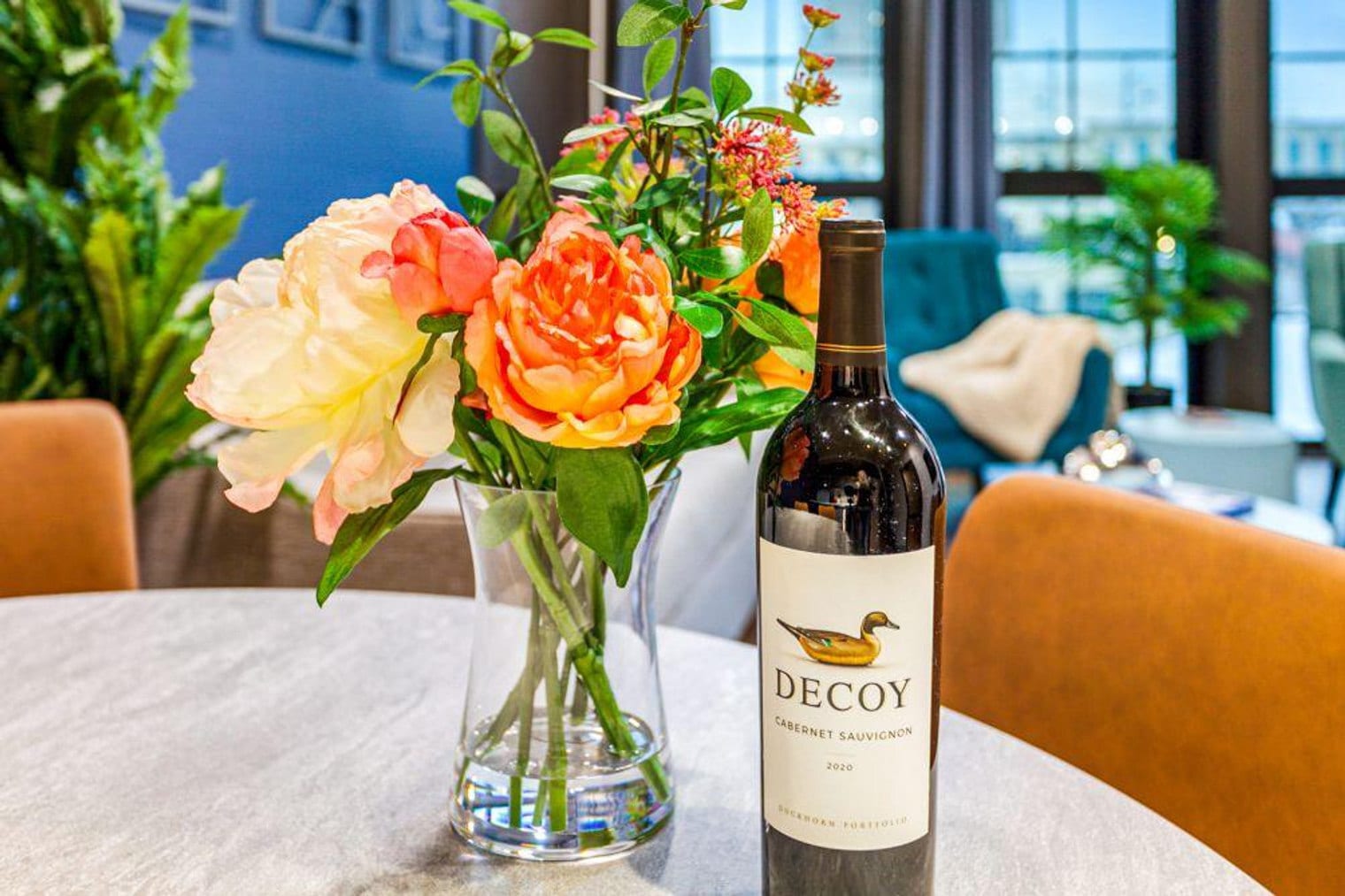 Building Photo - 611 Commerce St