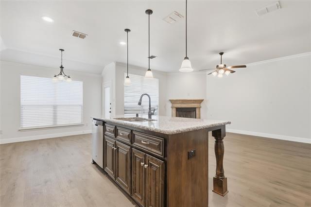 Building Photo - 3049 Waterfall Dr