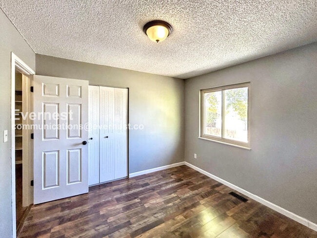 Building Photo - 7165 Gold Pan Ct