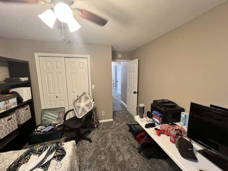 Building Photo - 100 Orourke Drive