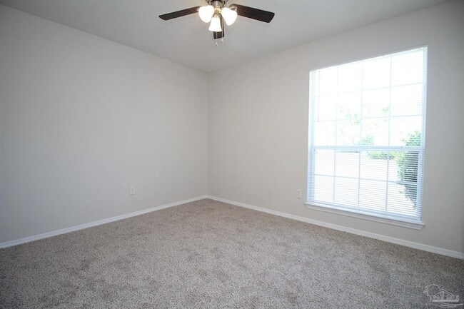 Building Photo - 509 Wood Crest Way