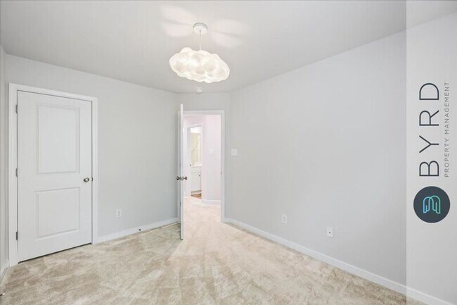 Building Photo - 3380 Dewsberry Ln