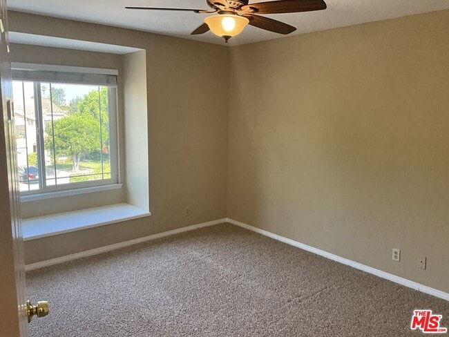 Building Photo - 1100 Promontory Pl
