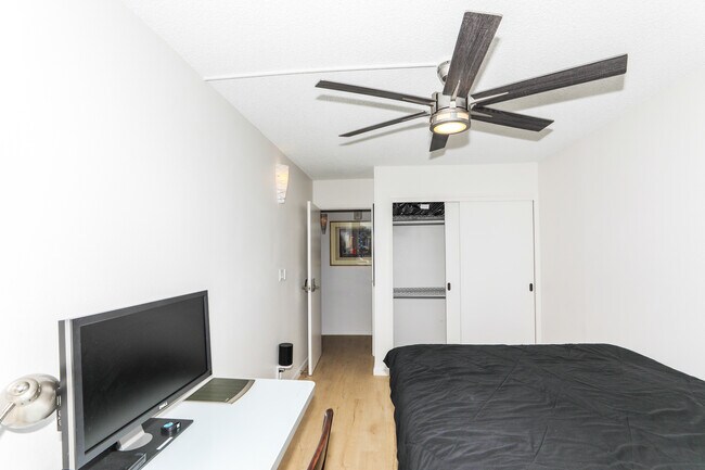 Building Photo - 55 S Kukui St