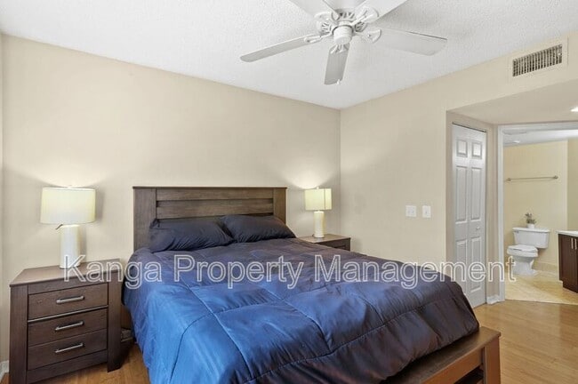 Building Photo - 4159 N Haverhill Rd