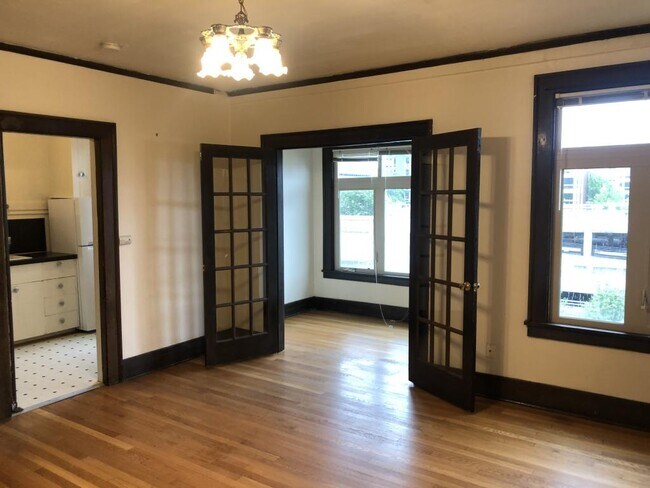 Building Photo - Porter Apartments - Room for rent