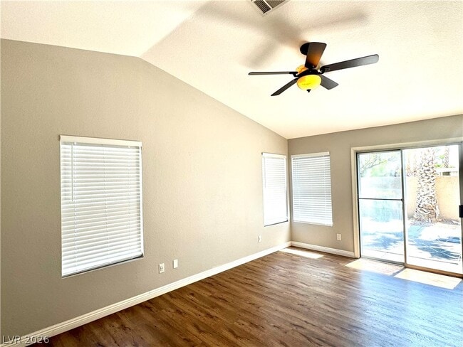 Building Photo - 10224 Desert Wind Dr