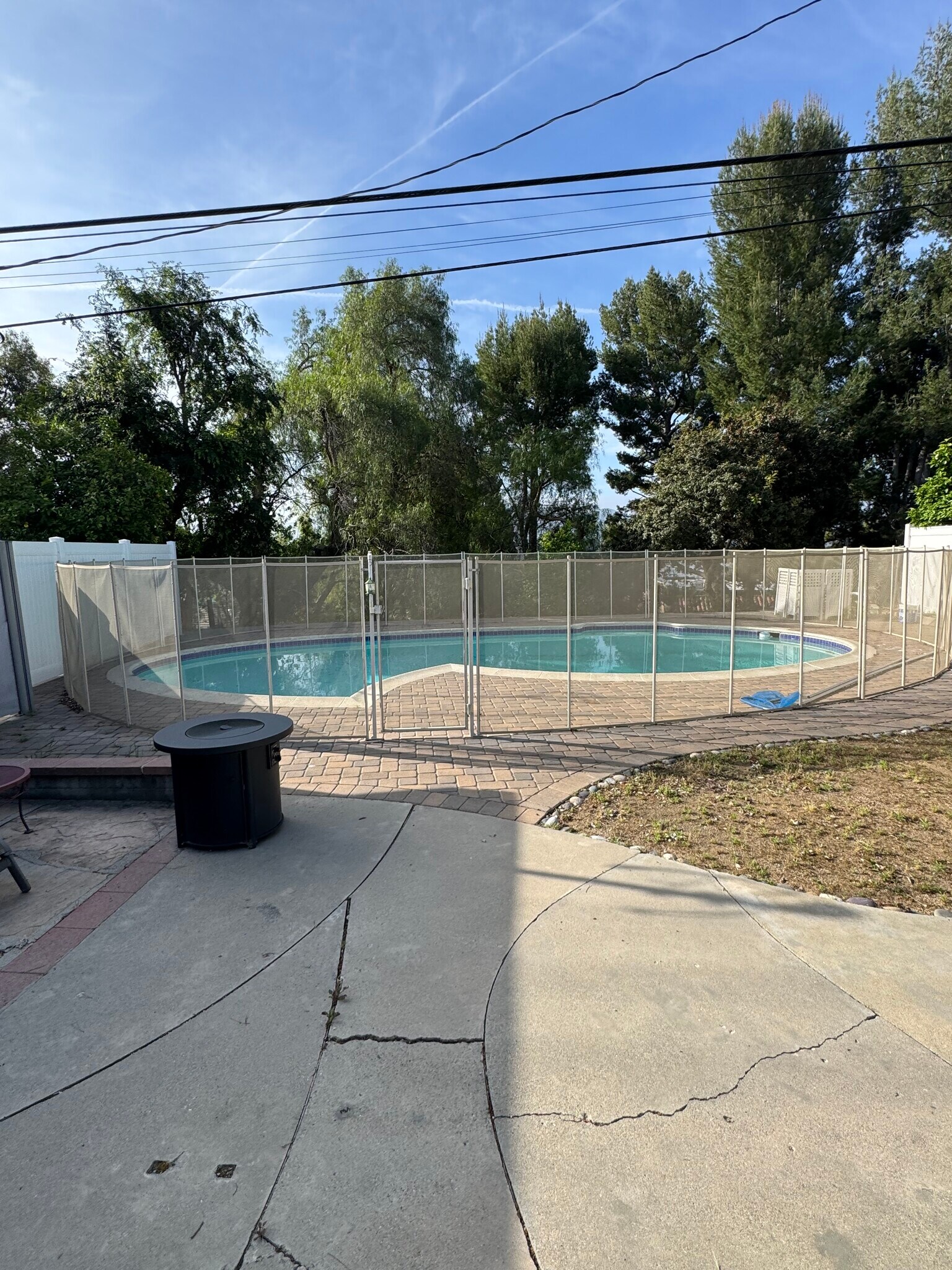 Building Photo - 148 Galsworthy St