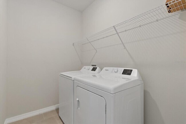 Building Photo - 7566 Sea Oak Ct