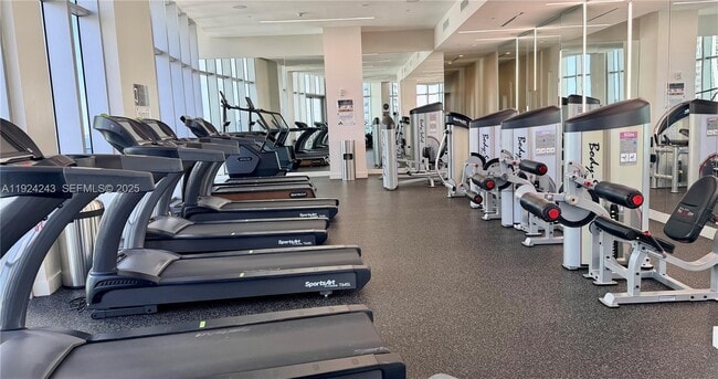 Building Photo - 488 NE 18th St