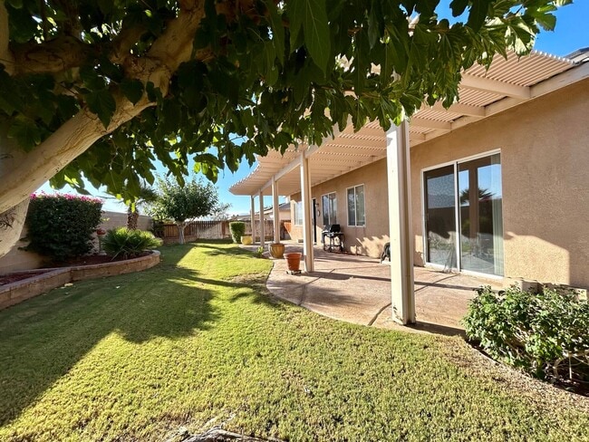 Building Photo - AVAILABLE NOW!! 3 Bedroom 2 Bathroom + Den Home in Desert Hot Springs! MOVE IN SPECIAL HALF OFF O...