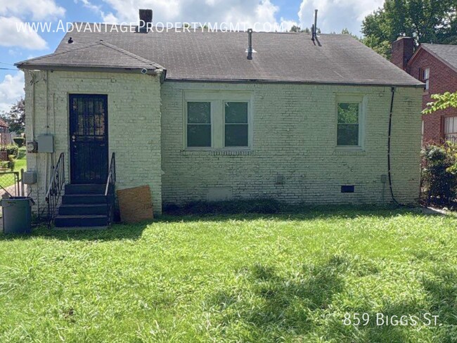 Building Photo - 859 Biggs St