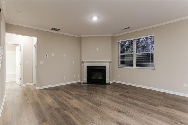 Building Photo - 143 Cool Creek Ct