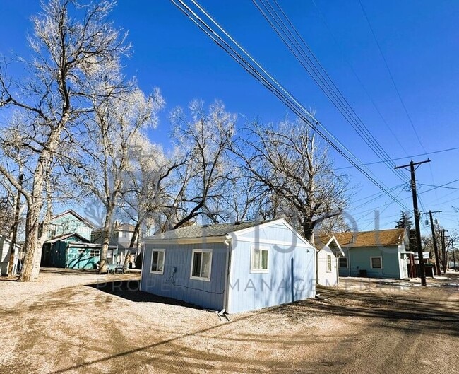 Building Photo - 427-431 E. Bijou St.