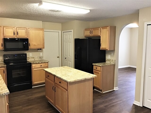 Building Photo - 87164 Kipling Drive