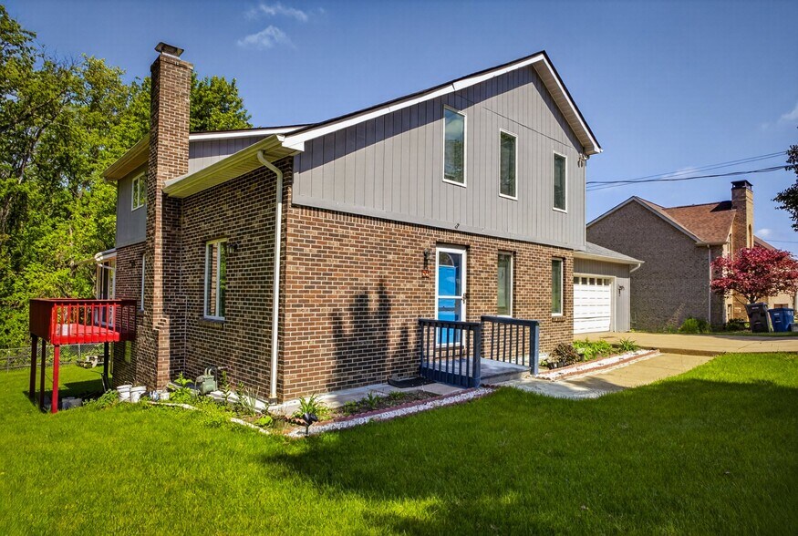 Building Photo - 59 Hartl Ln