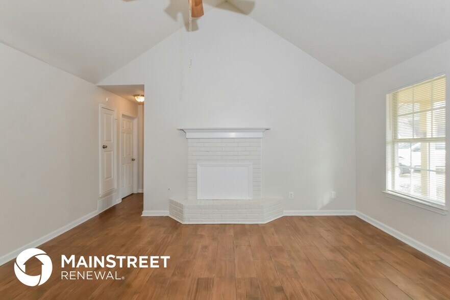 Building Photo - 2730 Hampden Cove