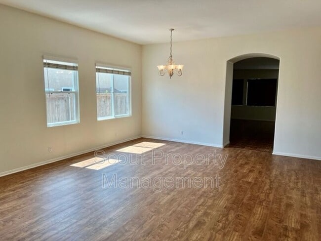 Building Photo - 41423 Temeku Dr