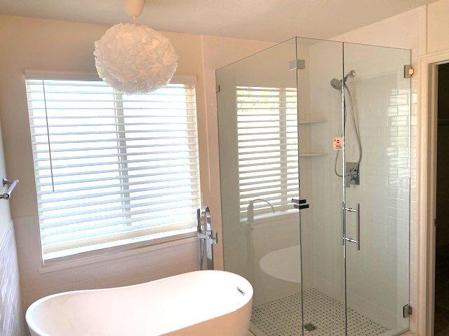 Master Bath - 11541 Oakmond Rd