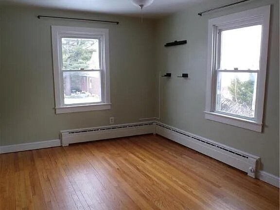 Building Photo - 2250 Siegfried Ave