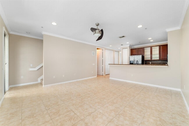 Building Photo - 1323 Vía De Pepi