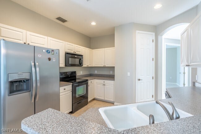 Building Photo - 7844 Clemson St