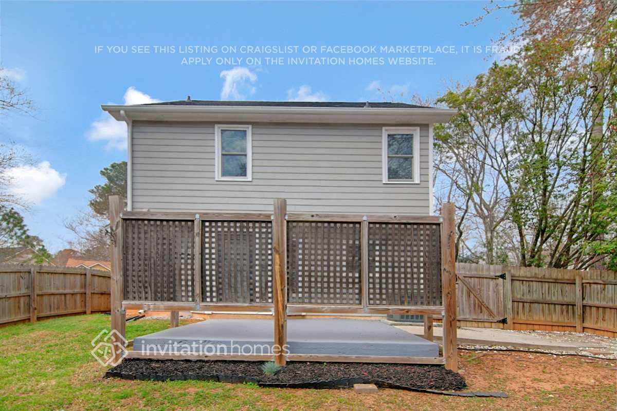 Building Photo - 100 Shady Ct