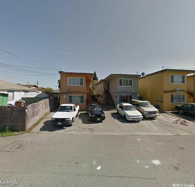 Building Photo - 01632