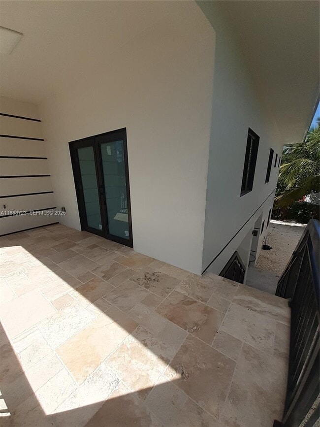 Building Photo - 23 Jenny Ln