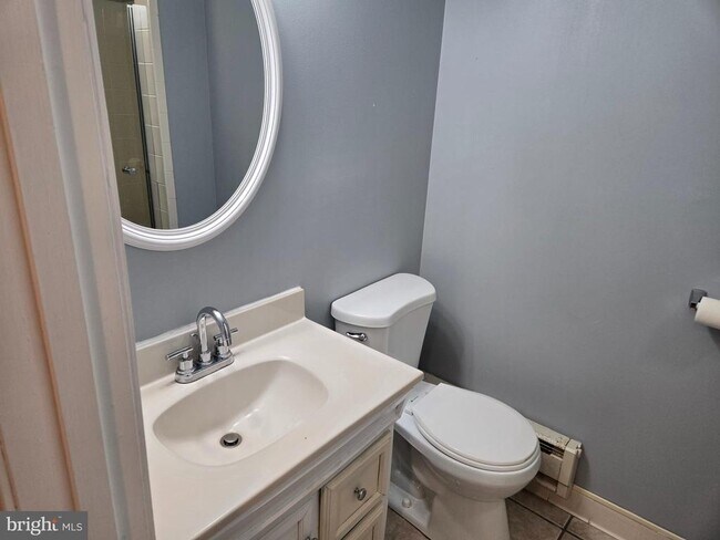 Building Photo - 300 Cinnabar Ln