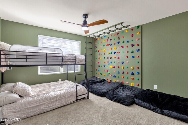 Building Photo - 13330 E Sunflower Ln