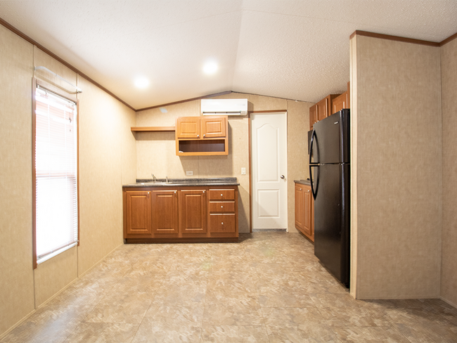 Building Photo - Cozy 1BD/1BTH Home in Spencer!