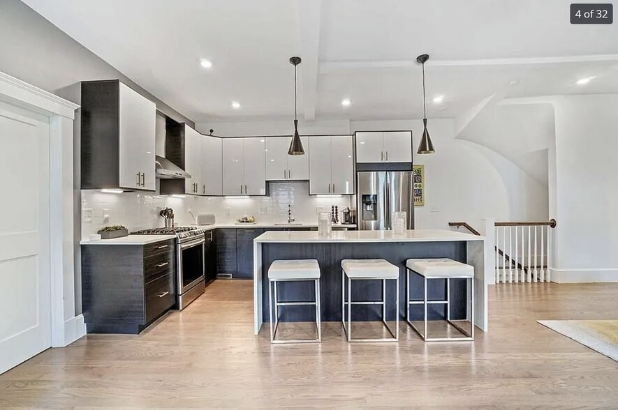 Building Photo - 20 Lincoln St