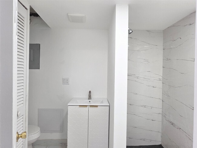 Building Photo - 1751 NW 29th Terrace